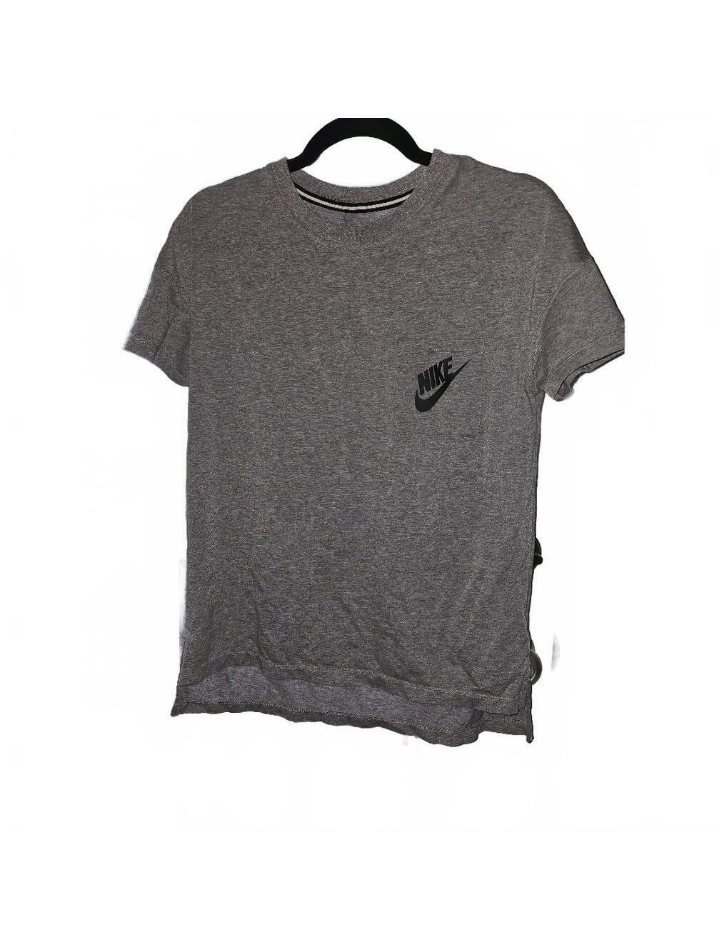 Nike Gray Athletic Tee Chest Logo Men's M